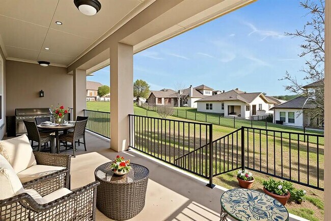 Building Photo - 4009 Benetton Way