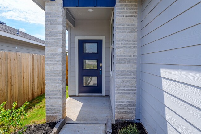 Building Photo - 3012 Gunnersbury Dr