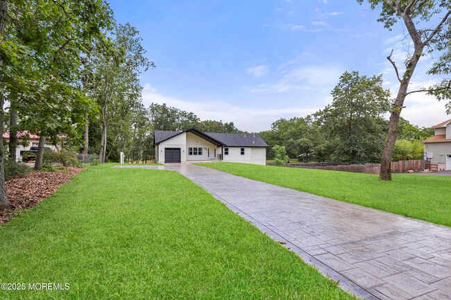 Building Photo - 1406 Transit Ave