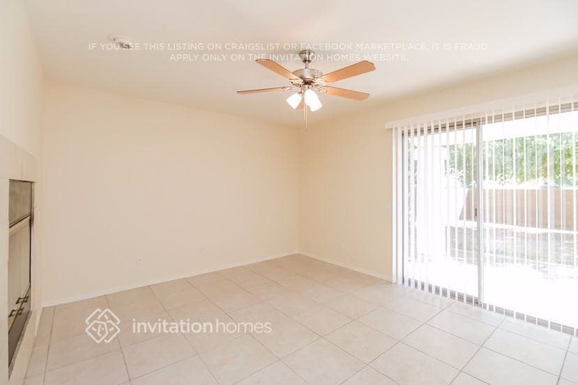 Building Photo - 250 W Juniper Ave