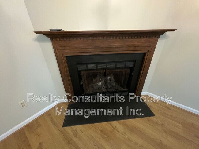 Building Photo - 6609 Poplar Grove Trail