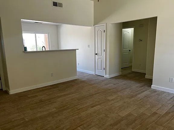 Building Photo - "Charming 3-Bed, 2-Bath Home in Santa Fe's Coveted Solecito Loop"