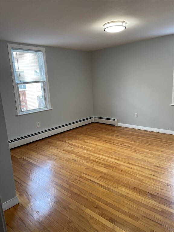 Building Photo - 9 Hall St