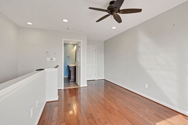 Building Photo - 3 bedroom 2.5 bathroom TownHome // Brookland//Garage Parking & Rooftop Deck