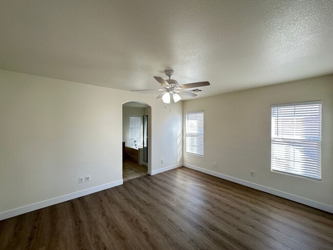 Building Photo - ASBURY PARK UNIT #1 IN SUMMERLIN