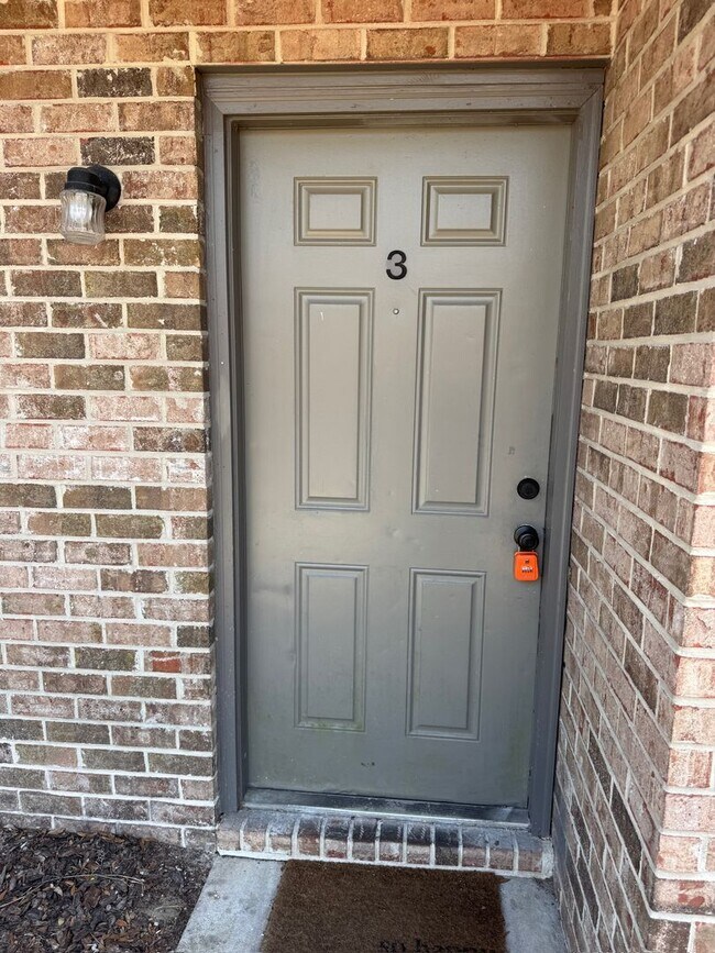 Building Photo - 1191 Bentley Rd