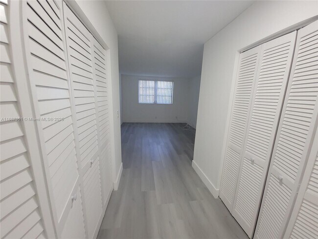 Building Photo - 3090 NW 46th Ave