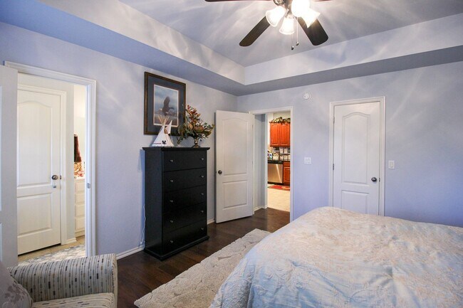 Building Photo - Spacious 5 Bedroom Home In Jenks West School District!