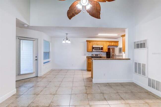 Building Photo - 2597 Grassy Point Dr