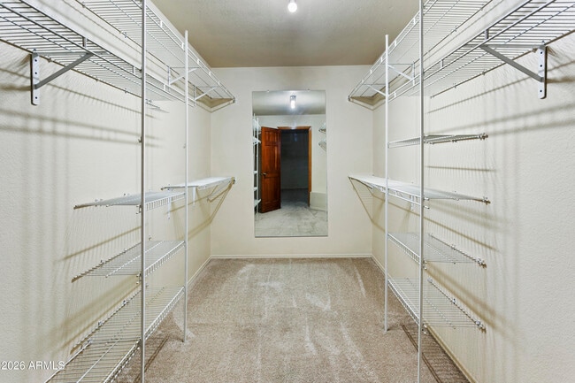 Building Photo - 1226 E Northshore Dr