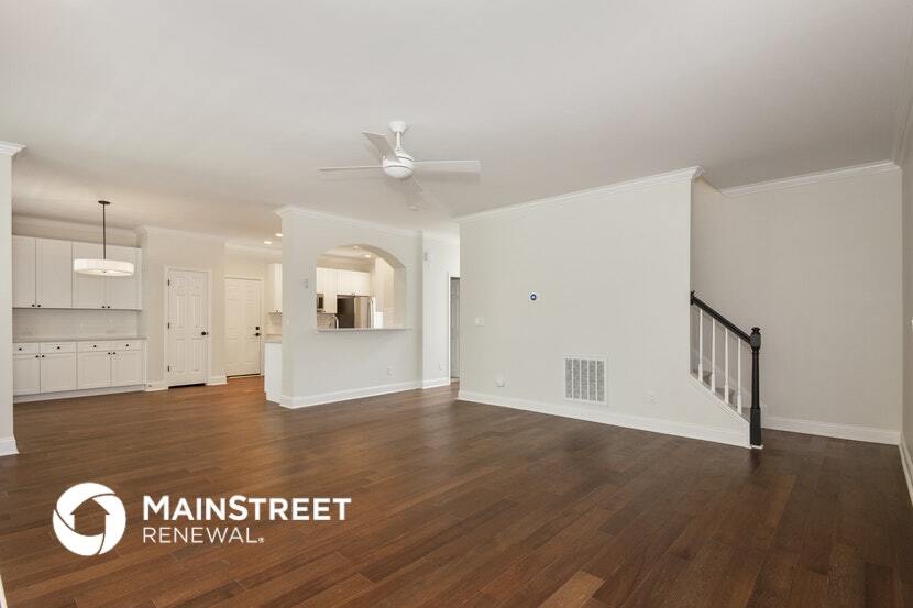 Building Photo - 2825 Chip Shot Dr