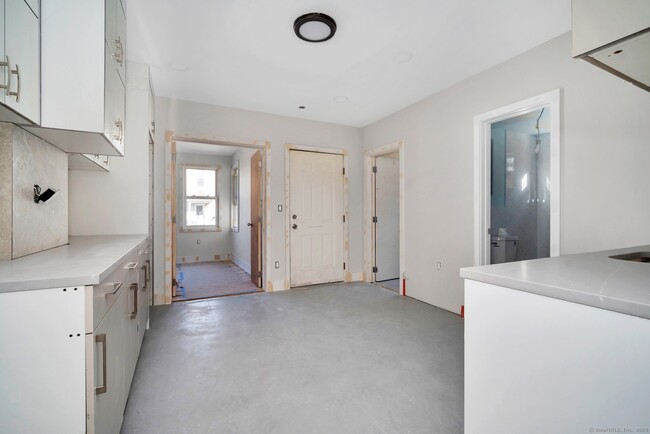 Building Photo - 242 Harral Ave