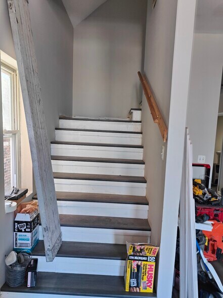 Building Photo - 1262 S Fairfield Ave