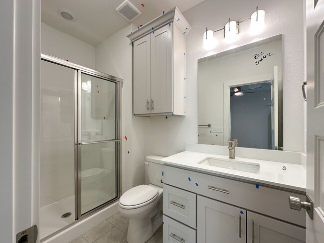 Building Photo - 4305 W Bronco Dr