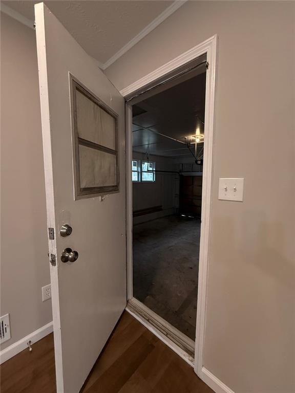 Building Photo - 1055 Pinecrest Dr