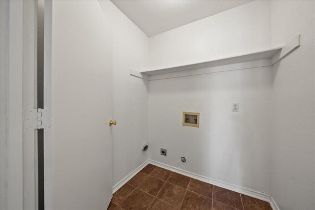 Building Photo - 566 Valley View Dr