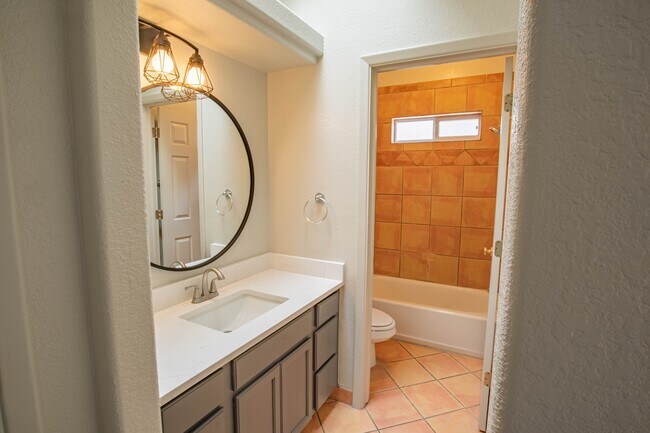 Building Photo - 2656 Bearcat Dr