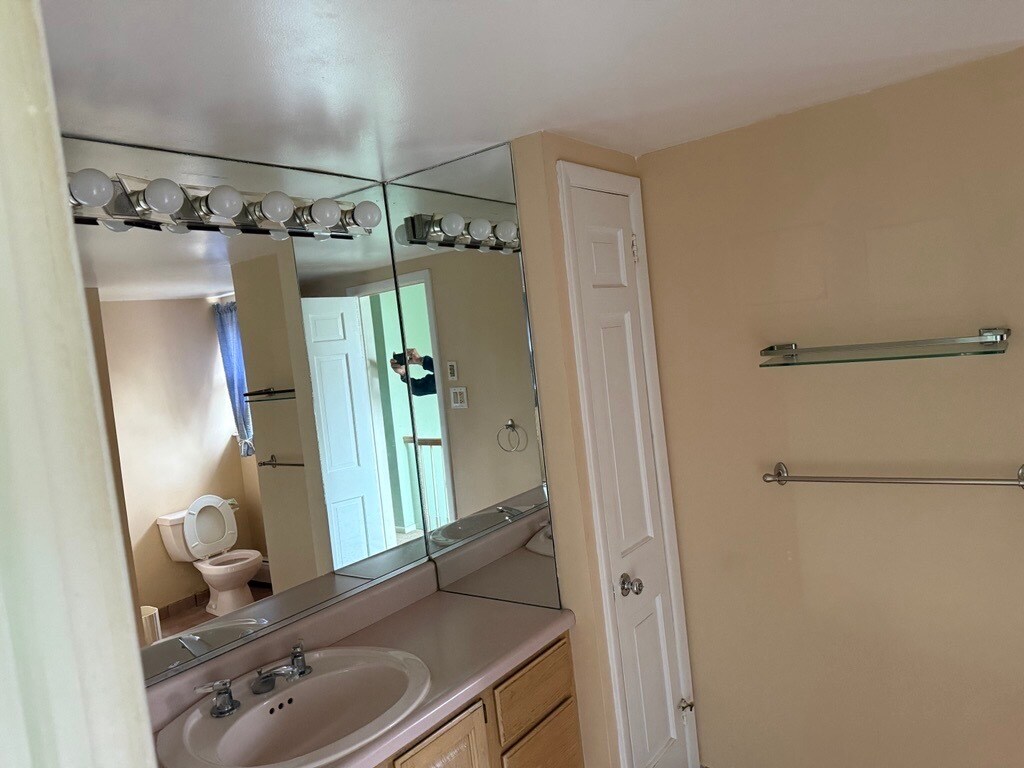 Building Photo - 139 Lincoln Hwy