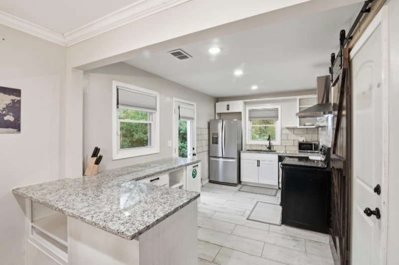 Building Photo - 1373 Benteen Way SE