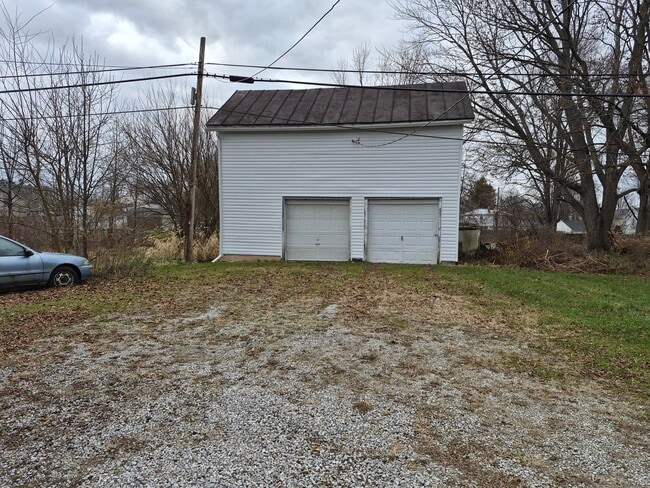 Building Photo - 62 S Gamble St