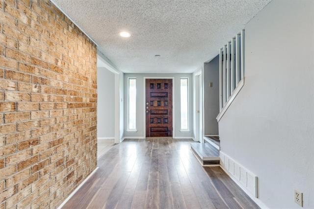 Building Photo - 7705 Skylake Dr