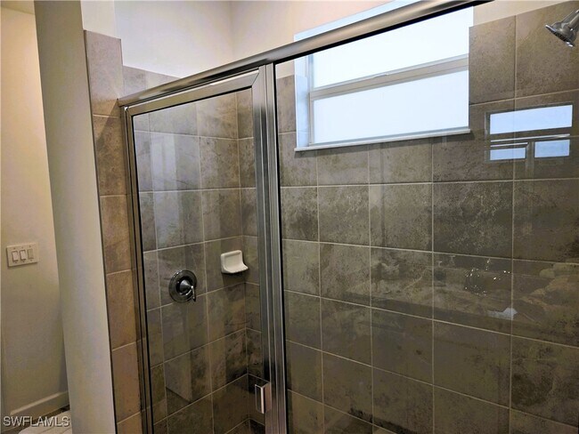 Building Photo - 20683 Hazelnut Ct