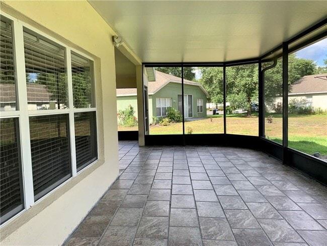 Building Photo - 1024 Cinnamon Fern Ct