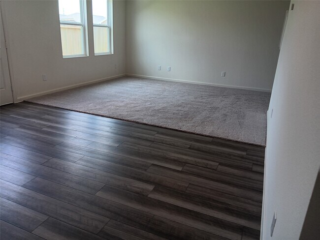 Building Photo - 7837 Pink Dahlia Dr