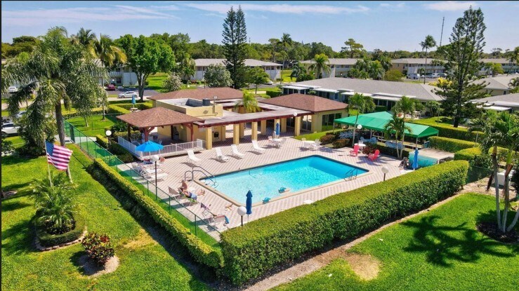 Building Photo - 2381 Papaya Dr