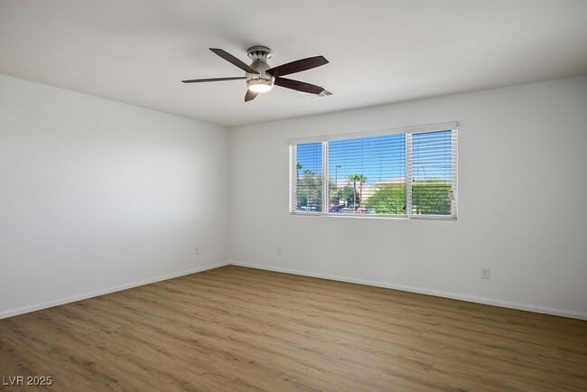 Building Photo - 9660 Pictou Ct