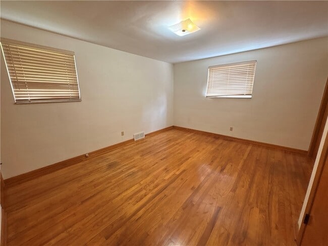 Building Photo - 2800 College Park Rd