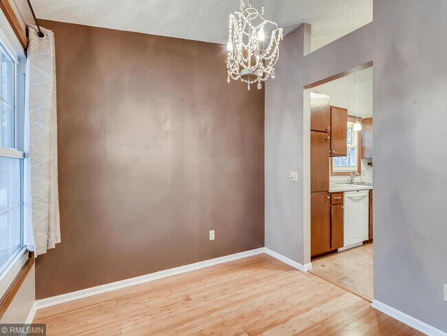 Building Photo - 7301 W 109th St