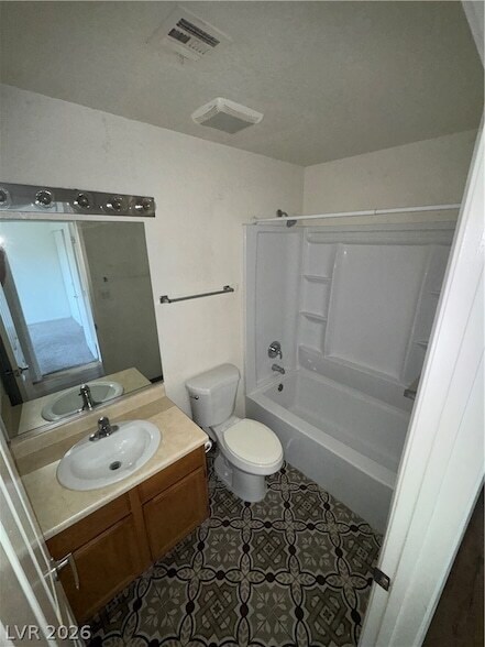 Building Photo - 5050 S Rainbow Blvd