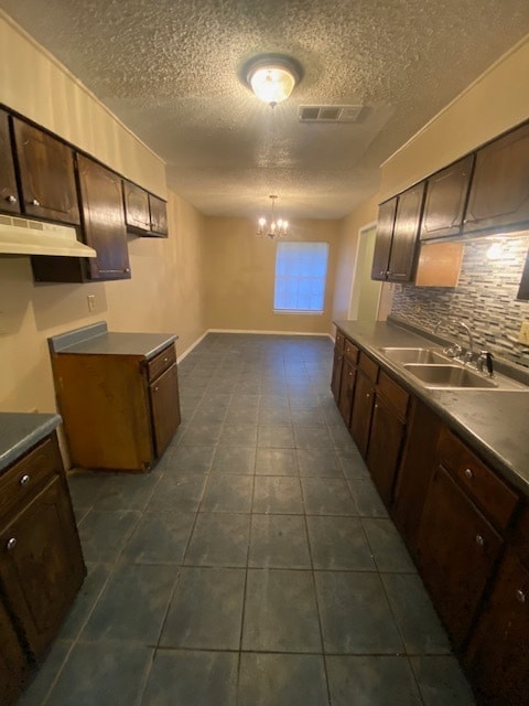 Building Photo - 605 Zoe Cir