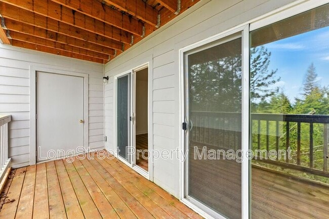 Building Photo - 48 Eagle Crest Dr