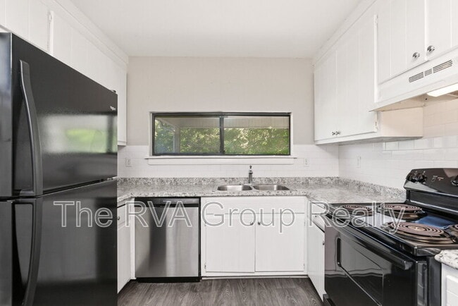 Building Photo - 3008 Duck River Ct