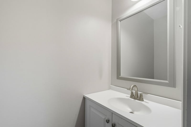 Building Photo - 13314 Vanessa Ave