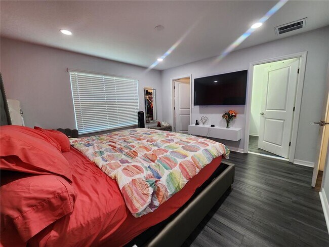 Building Photo - 5148 Tuscany Ln