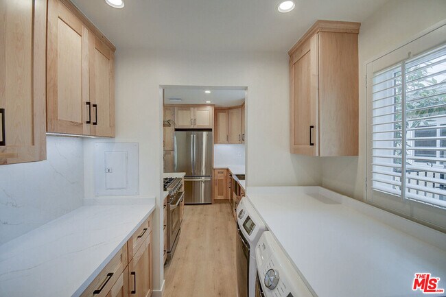 Building Photo - 8310 Pershing Dr