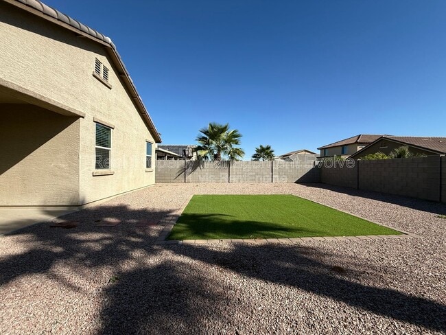 Building Photo - 15811 W Banff Ln