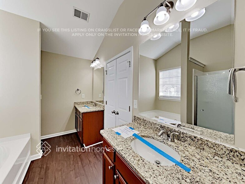 Building Photo - 9018 Gailes Dr