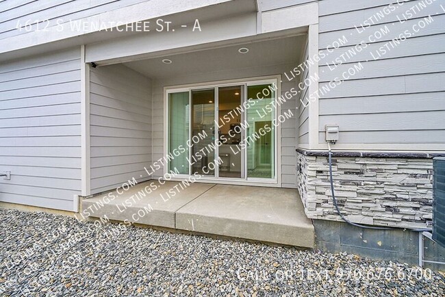 Building Photo - 4612 S Wenatchee St