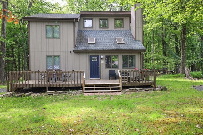 Building Photo - 141 Tommy's Ln