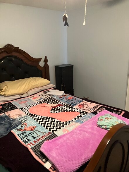 Building Photo - 12517 1st Is