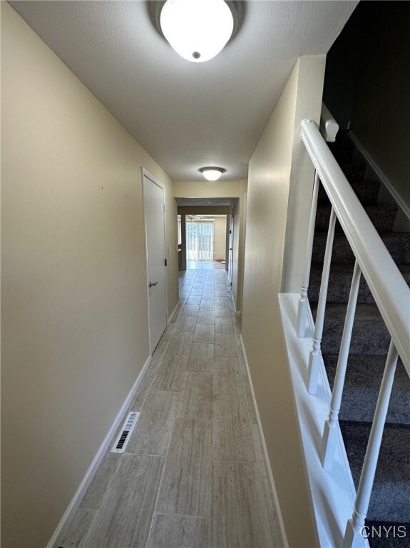Building Photo - 6148 Bethlehem Ln