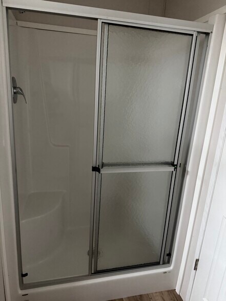 Building Photo - 128 Ponderosa Way