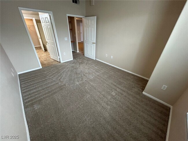 Building Photo - 10001 Peace Way