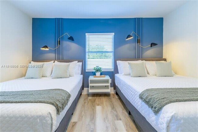 Building Photo - 1762 NW 15th St