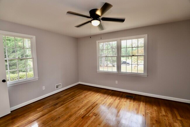 Building Photo - 47 Loring Mill Rd
