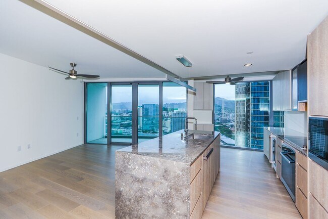 Building Photo - KOULA 2b2b1pkg Ready to Move In!